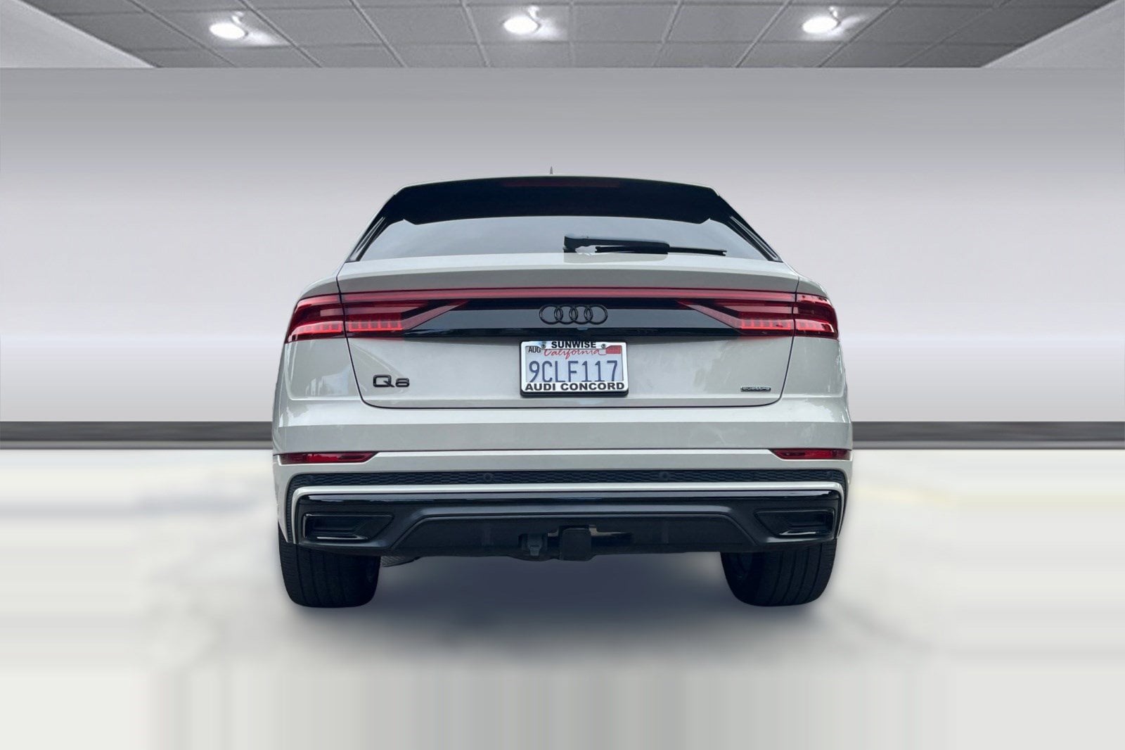 2022 Audi Q8 Prestige 55 TFSI quattro photo 5