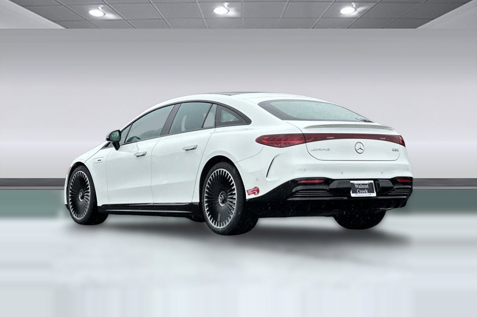 2023 Mercedes-Benz EQS AMG  4MATIC+ Sedan photo 2