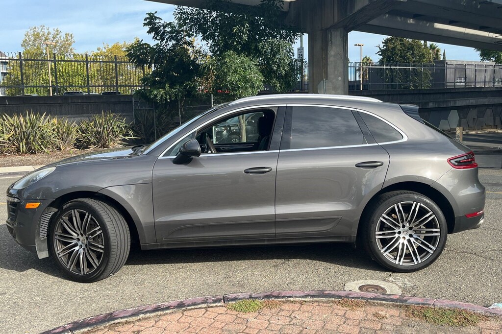 Used 2016 Porsche Macan AWD 4dr S SUV