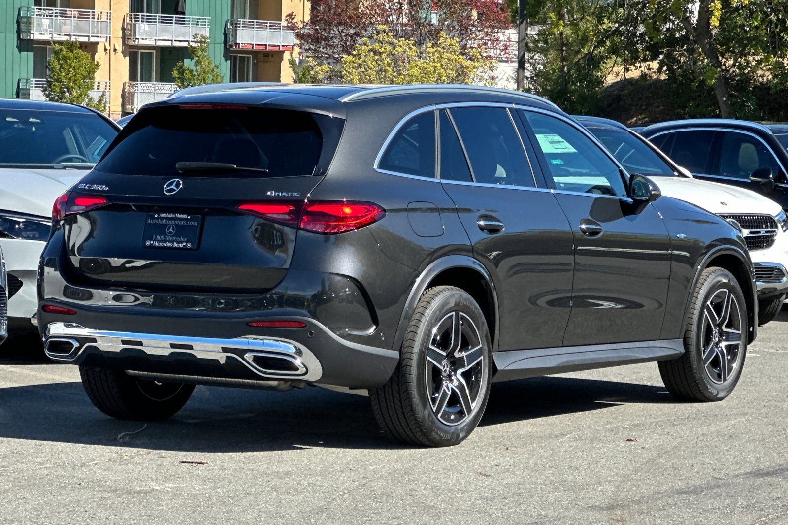 2025 Mercedes Benz GLC 350e 4MATIC photo 3