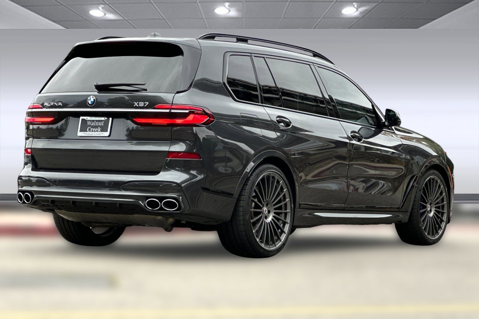 2025 Bmw X7 ALPINA XB7 photo 2