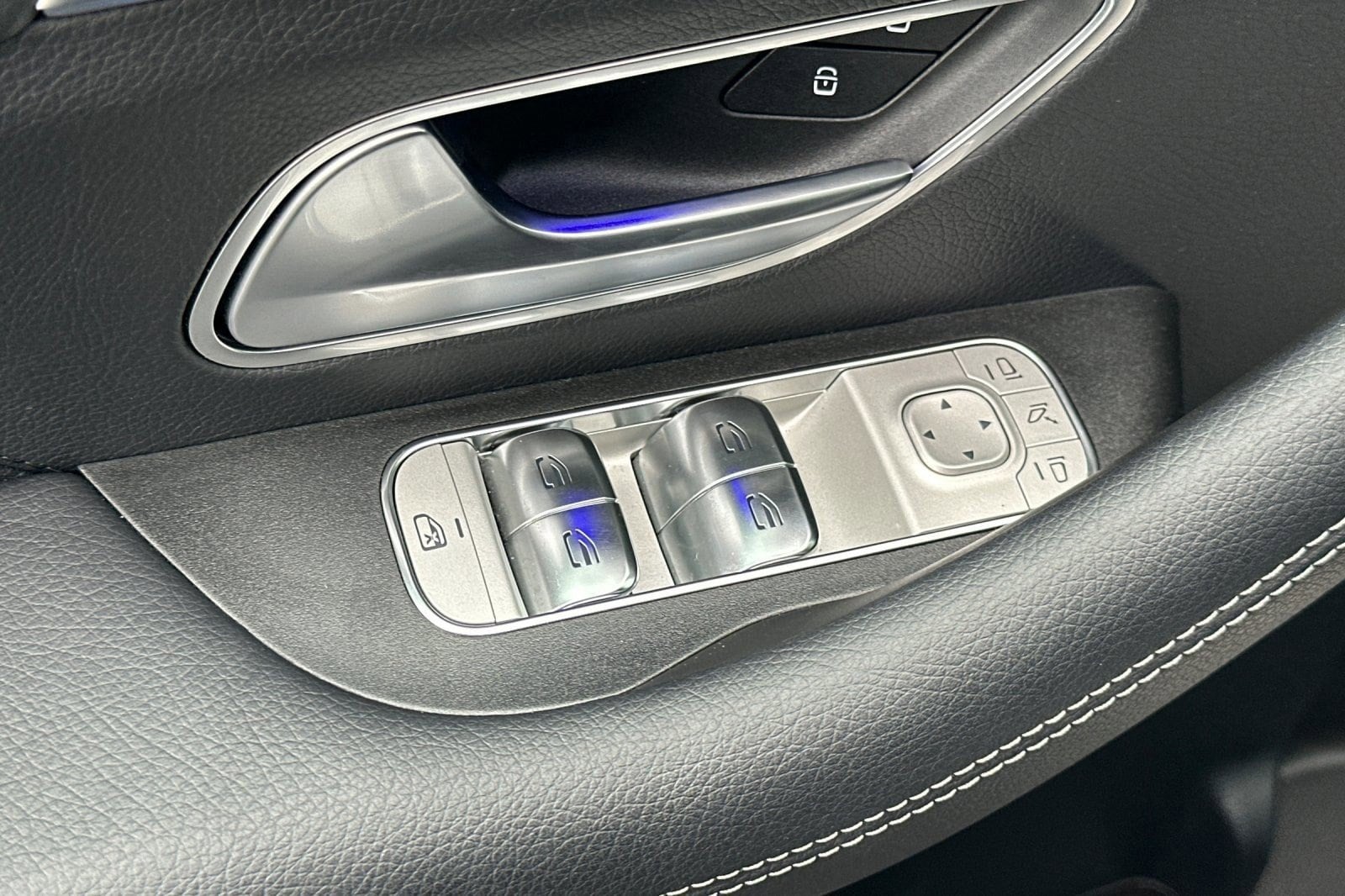 2026 Mercedes-Benz GLE GLE350 - Photo 12