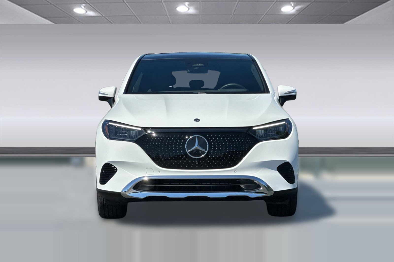 2026 Mercedes-Benz EQE 320 4MATIC SUV photo 4