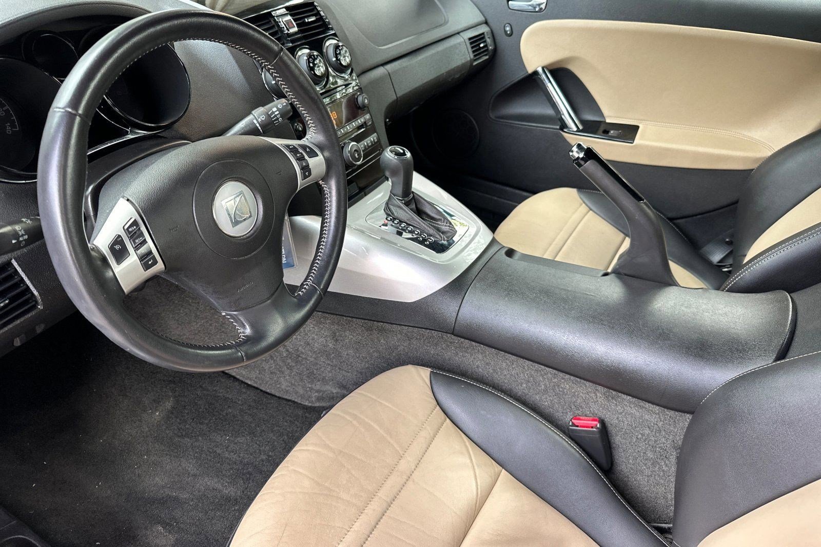 2007 Saturn Sky Convertible photo 4