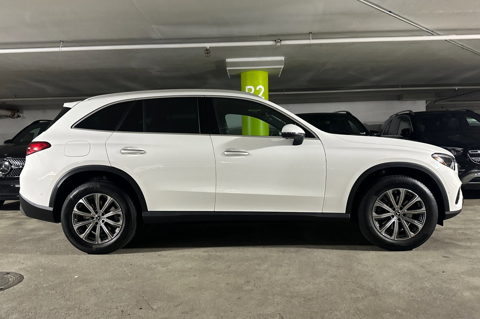 2026 Mercedes Benz GLC 300 4MATIC photo 2