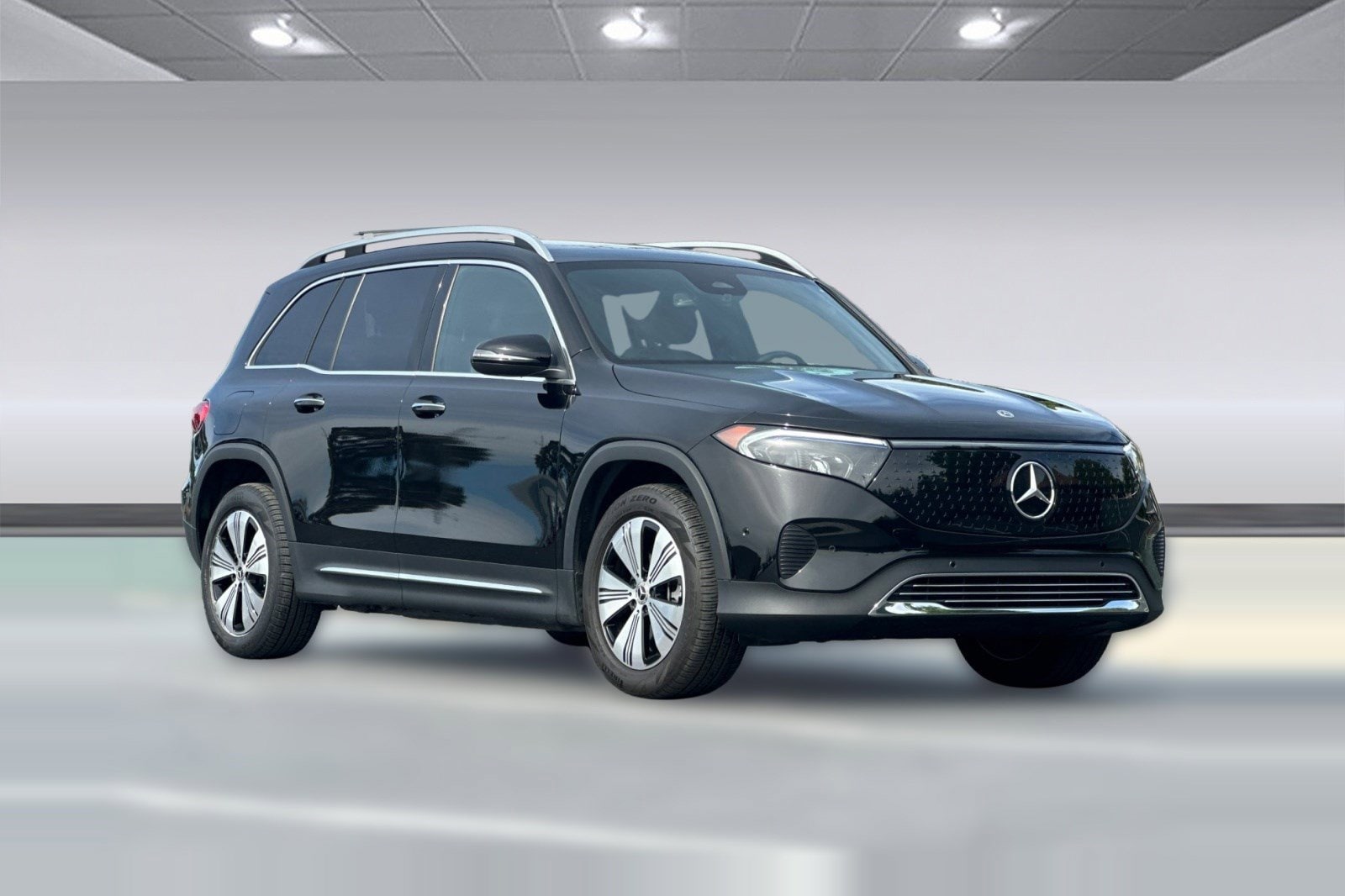 2024 Mercedes-Benz EQB 300 4MATIC SUV photo 5