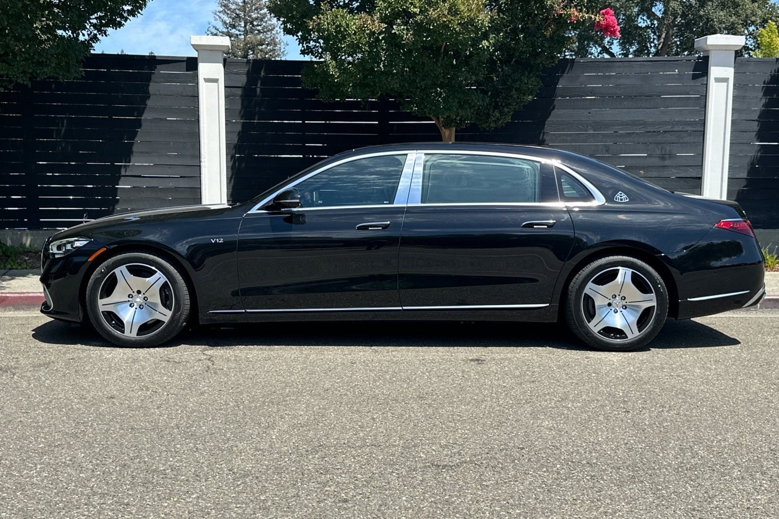 2026 Mercedes-Benz Maybach S 680 4MATIC Sedan