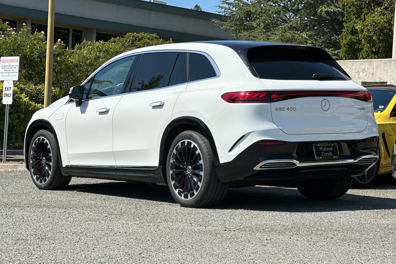 2026 Mercedes Benz 400 450 4MATIC photo 3