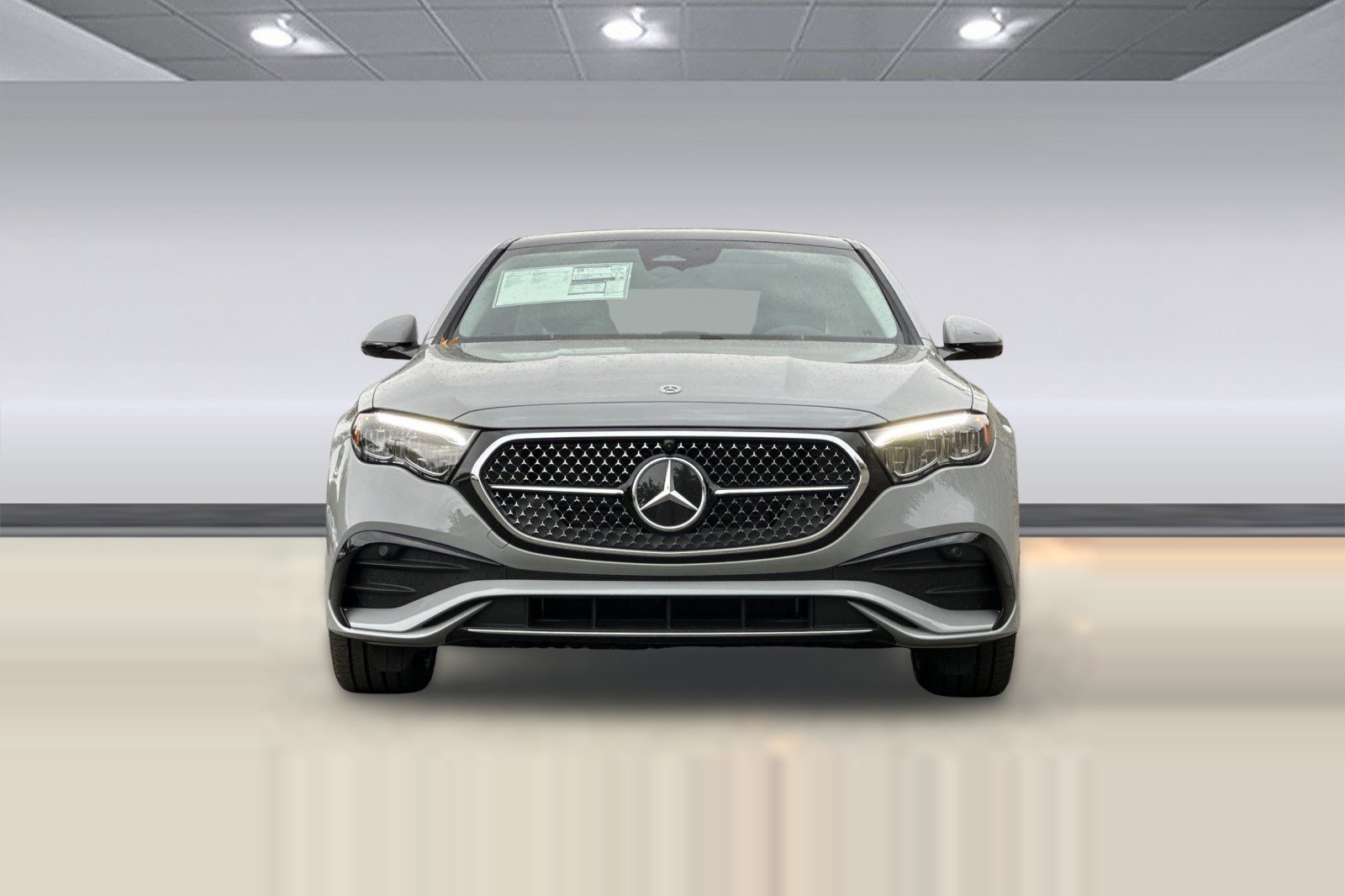 2026 Mercedes-Benz E-Class Coupe photo 4