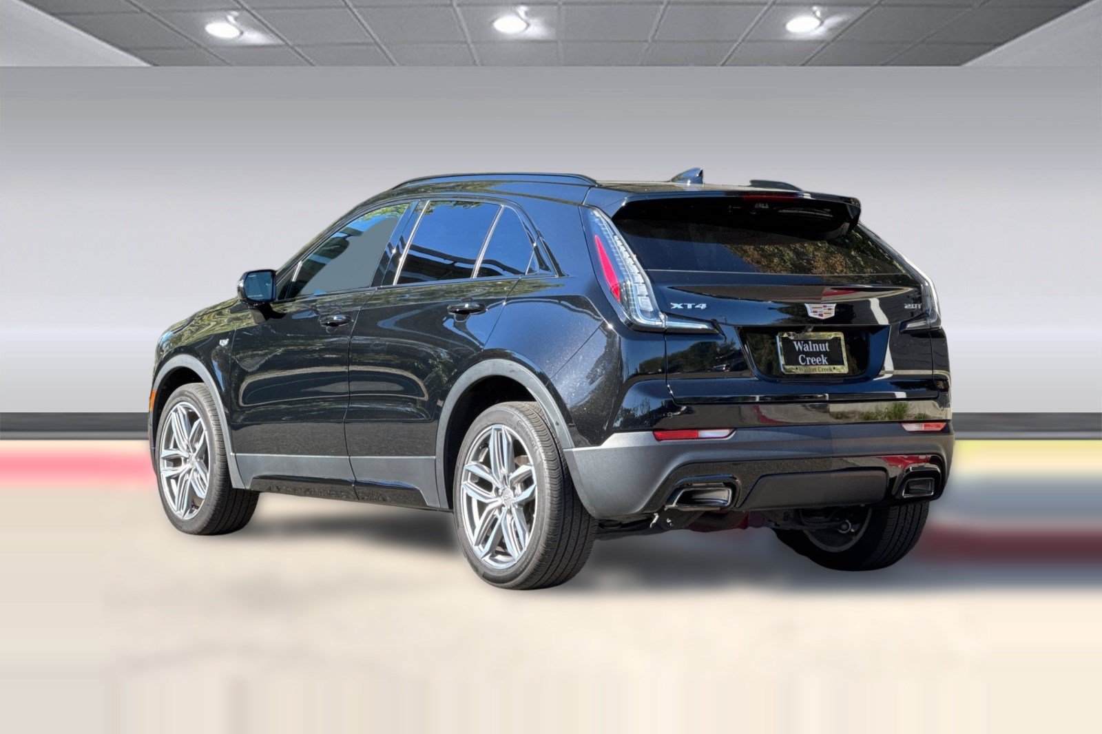Used 2019 CADILLAC XT4 FWD 4dr Sport SUV