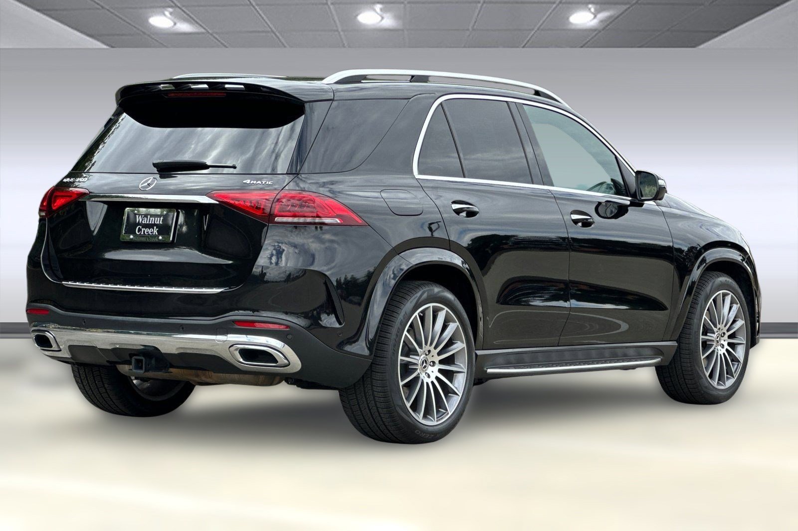 2022 Mercedes Benz GLE 350 4MATIC photo 3