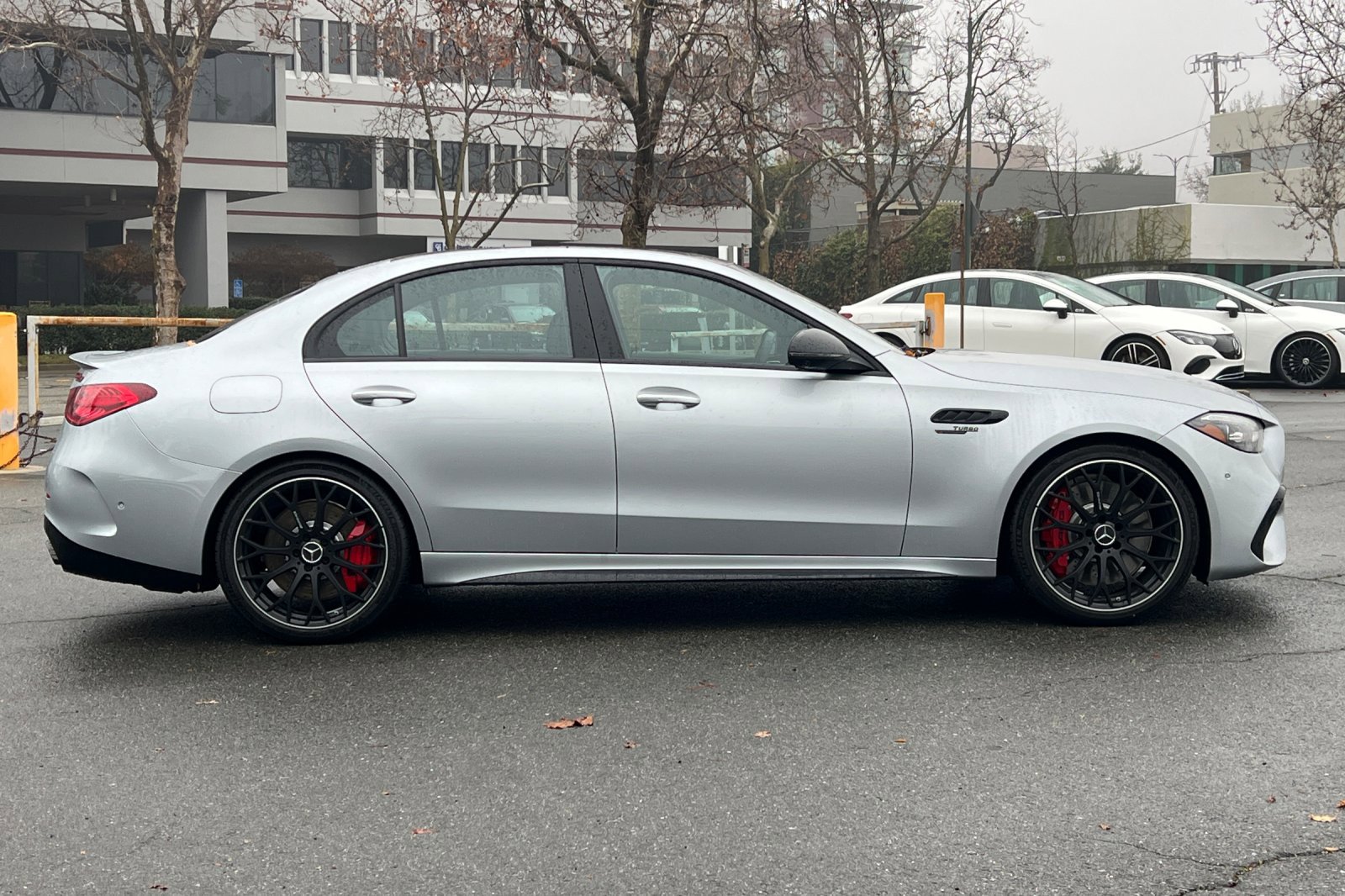 2024 Mercedes Benz C AMG 63 S E PERFORMANCE photo 2