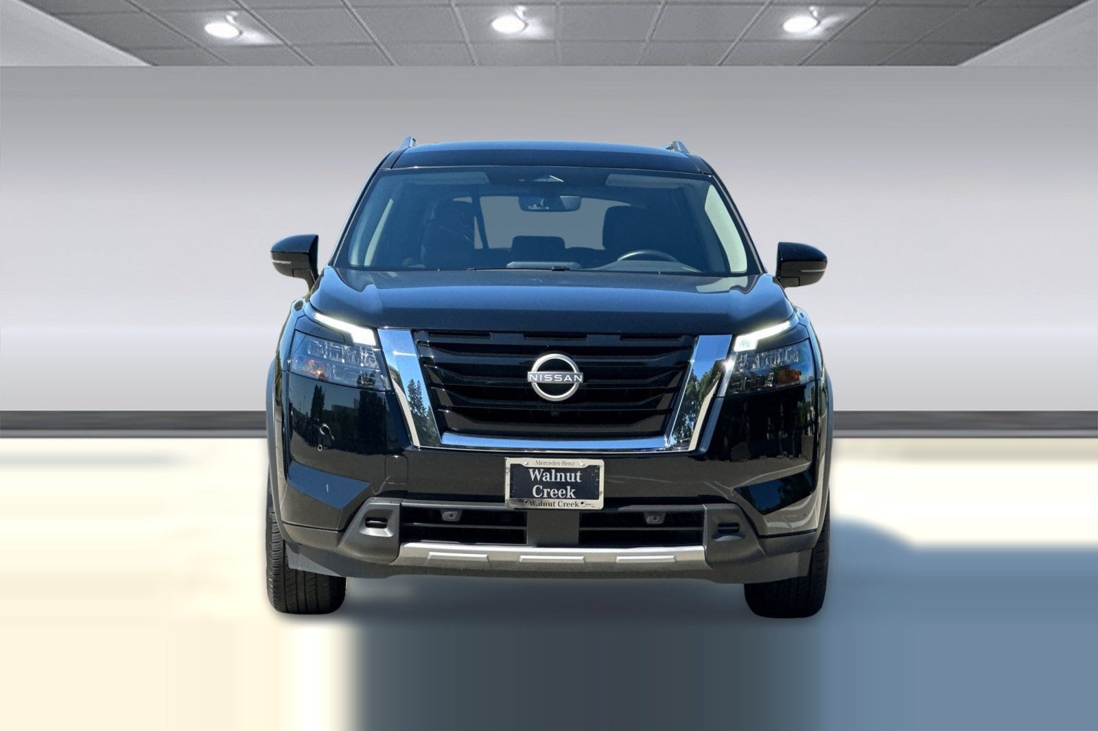 Pathfinder SL 2WD SUV