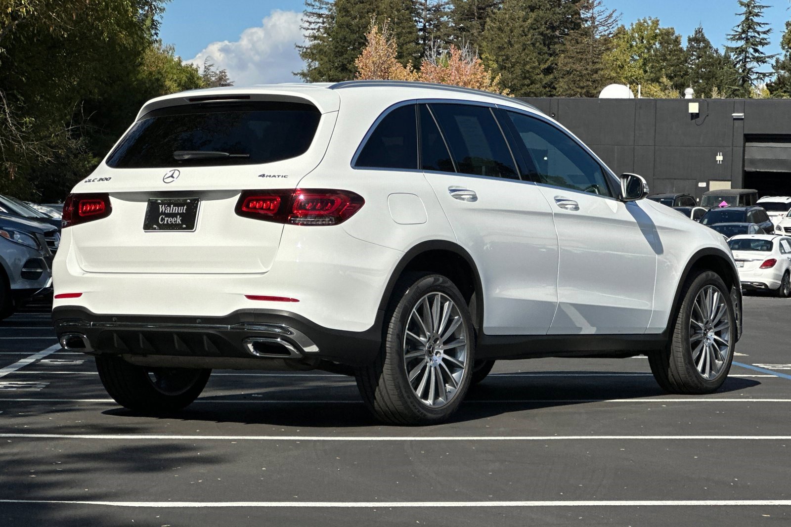 2020 Mercedes Benz GLC 300 4MATIC photo 3
