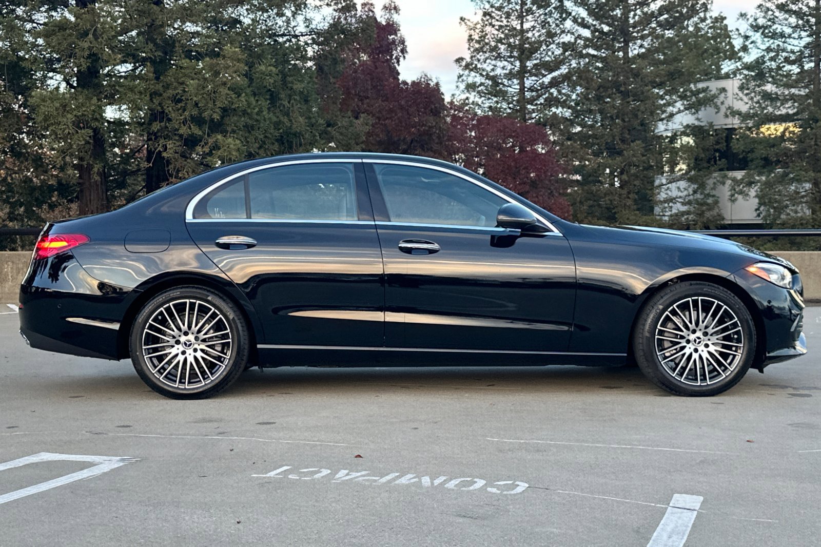 2025 Mercedes Benz C 300 photo 2