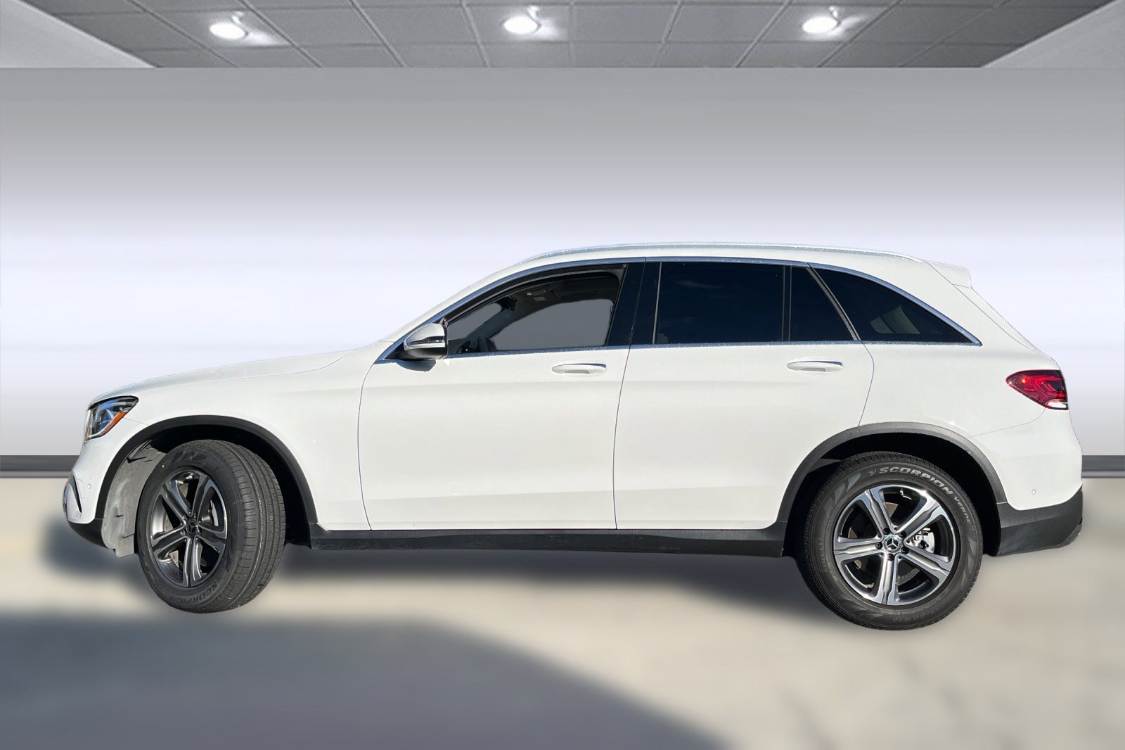2021 Mercedes Benz GLC 300 4MATIC photo 2