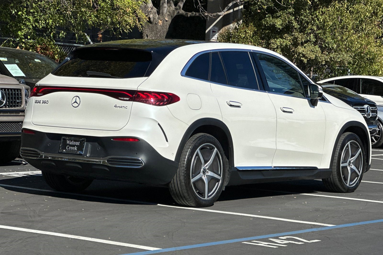2023 Mercedes Benz EQE SUV 350 4MATIC photo 3
