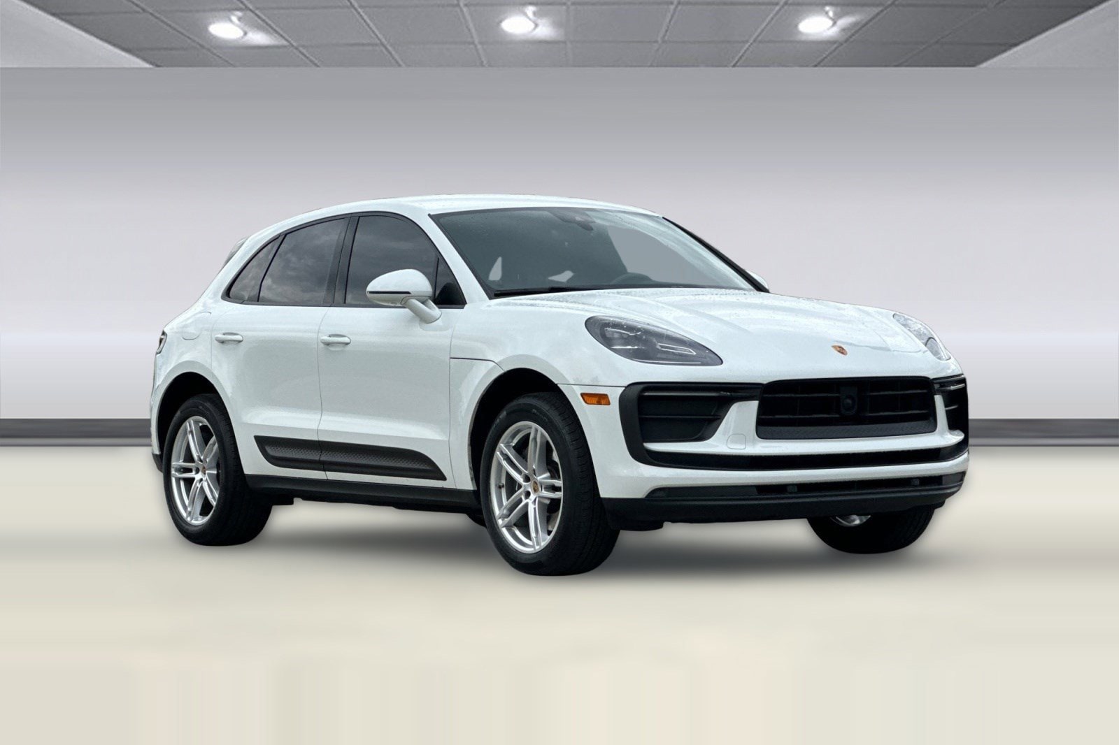 2023 Porsche Macan AWD photo 5