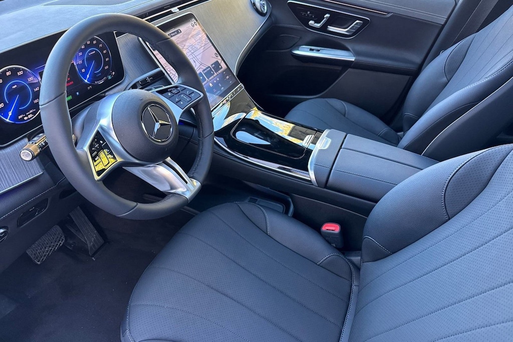 New 2026 Mercedes-Benz EQE 320 SUV 4MATIC SUV