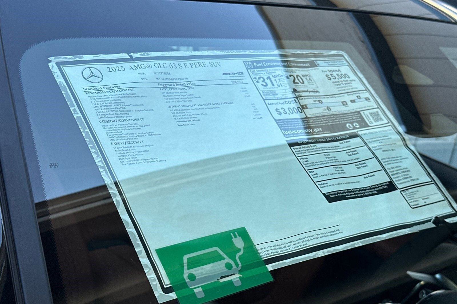 2025 Mercedes-Benz GLC AMG GLC63 S - Photo 30