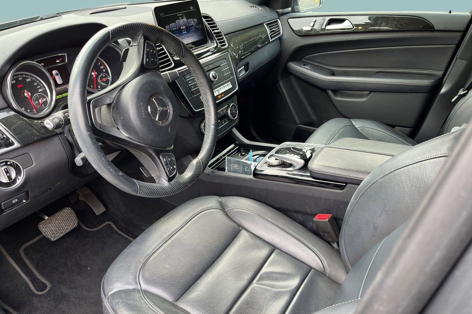 2018 Mercedes Benz GLE 550e 4MATIC photo 2