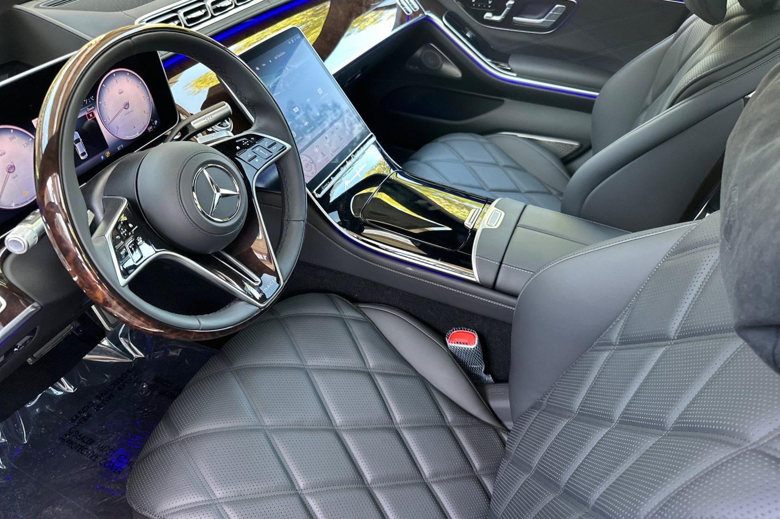 2026 Mercedes-Benz Maybach S 680 4MATIC Sedan