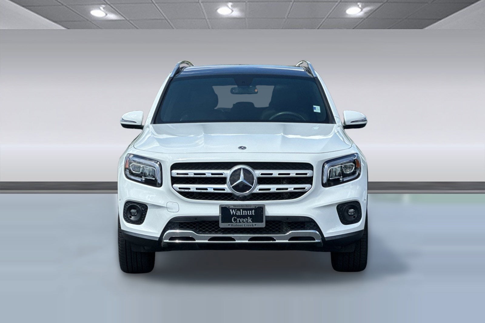 2021 Mercedes-Benz GLB 250 4MATIC SUV photo 4