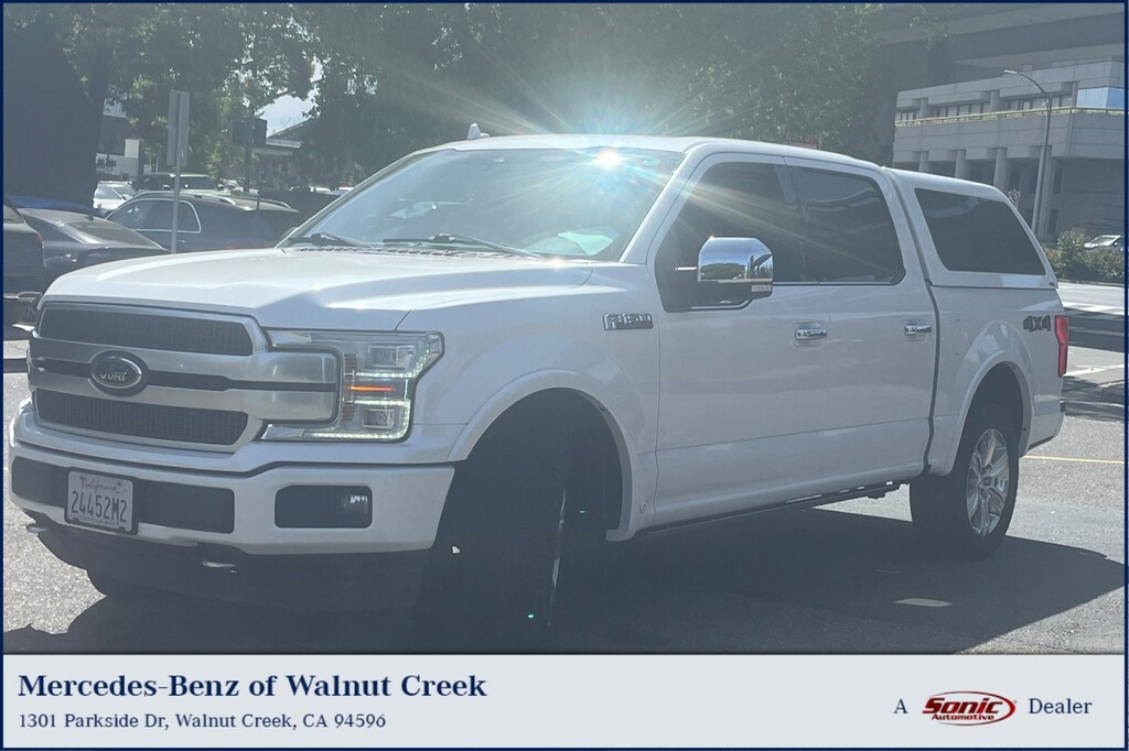 Used 2018 Ford F-150 Platinum 4WD SuperCrew 5.5' Box Truck SuperCrew Cab