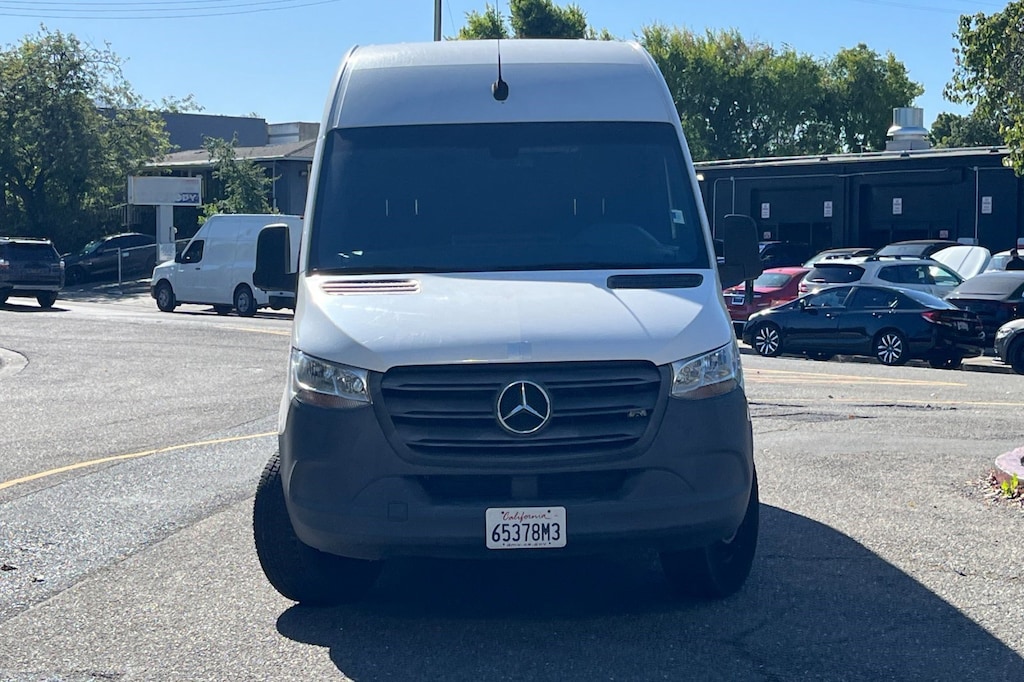 Used 2022 Mercedes-Benz Sprinter Cargo Van 2500 Standard Roof I4 144" RWD Van Cargo Van