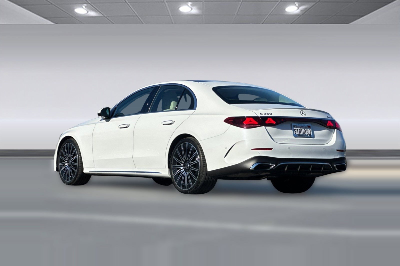 2025 Mercedes-Benz E-Class Coupe photo 2