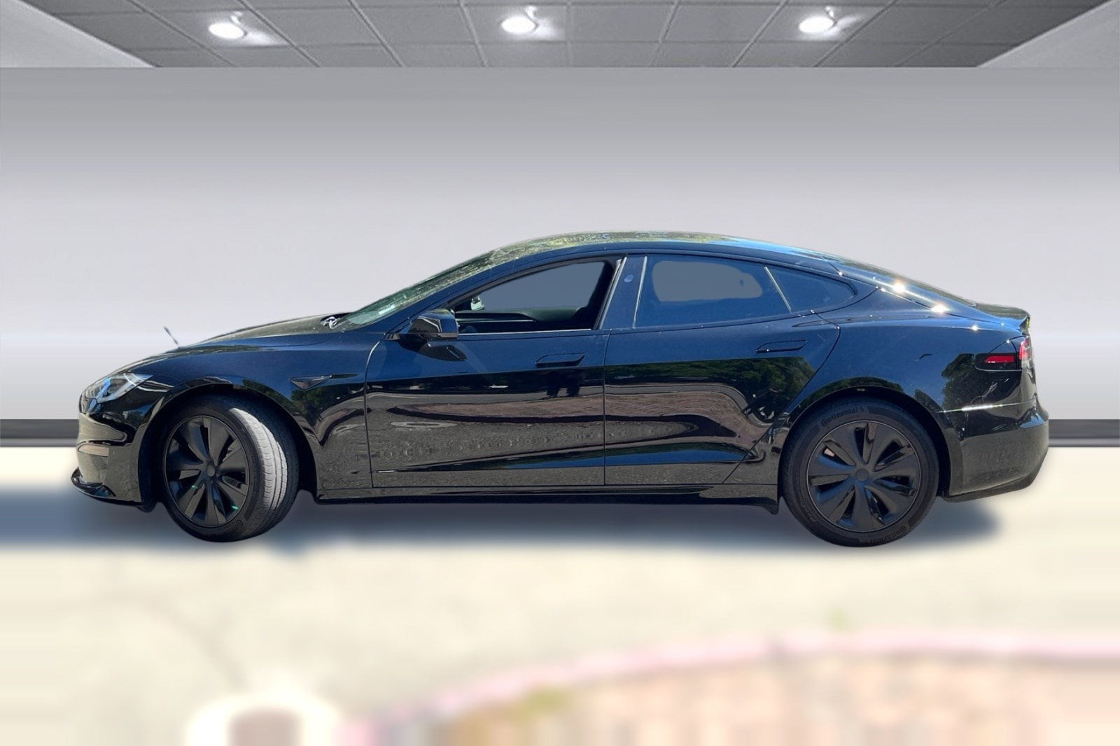 Model S Standard Range AWD *Ltd Avail* Hatchback