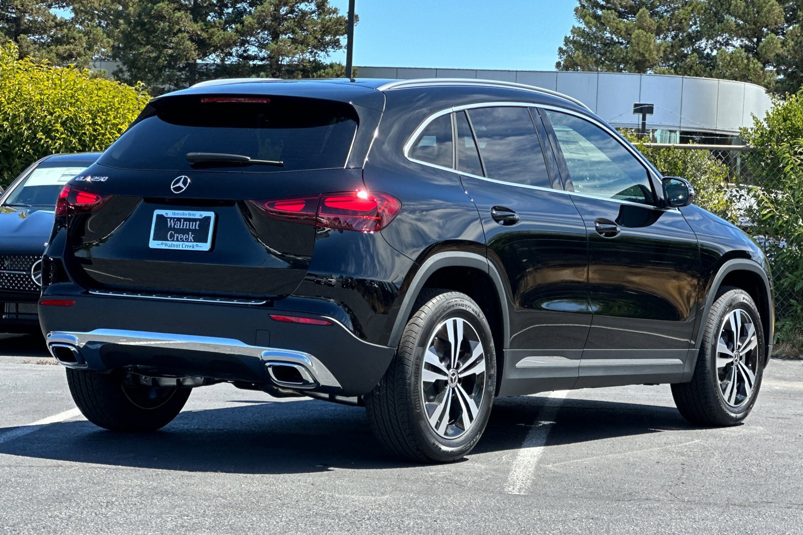 2026 Mercedes Benz GLA 250 photo 2