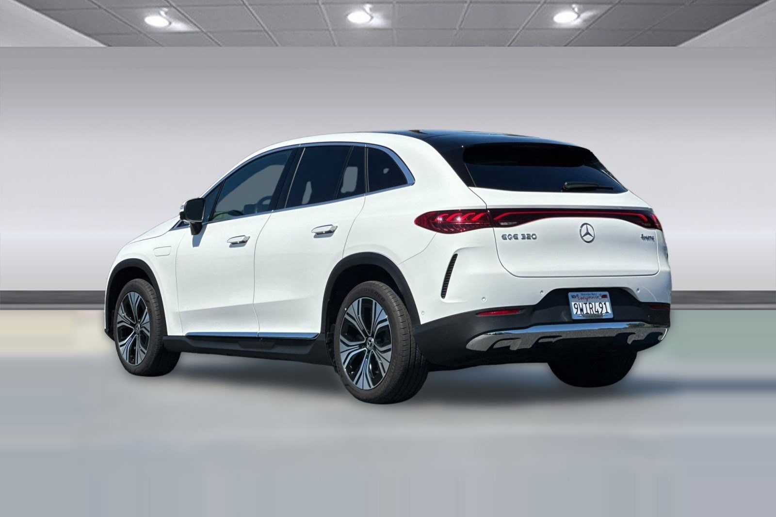 2026 Mercedes-Benz EQE 320 4MATIC SUV photo 2