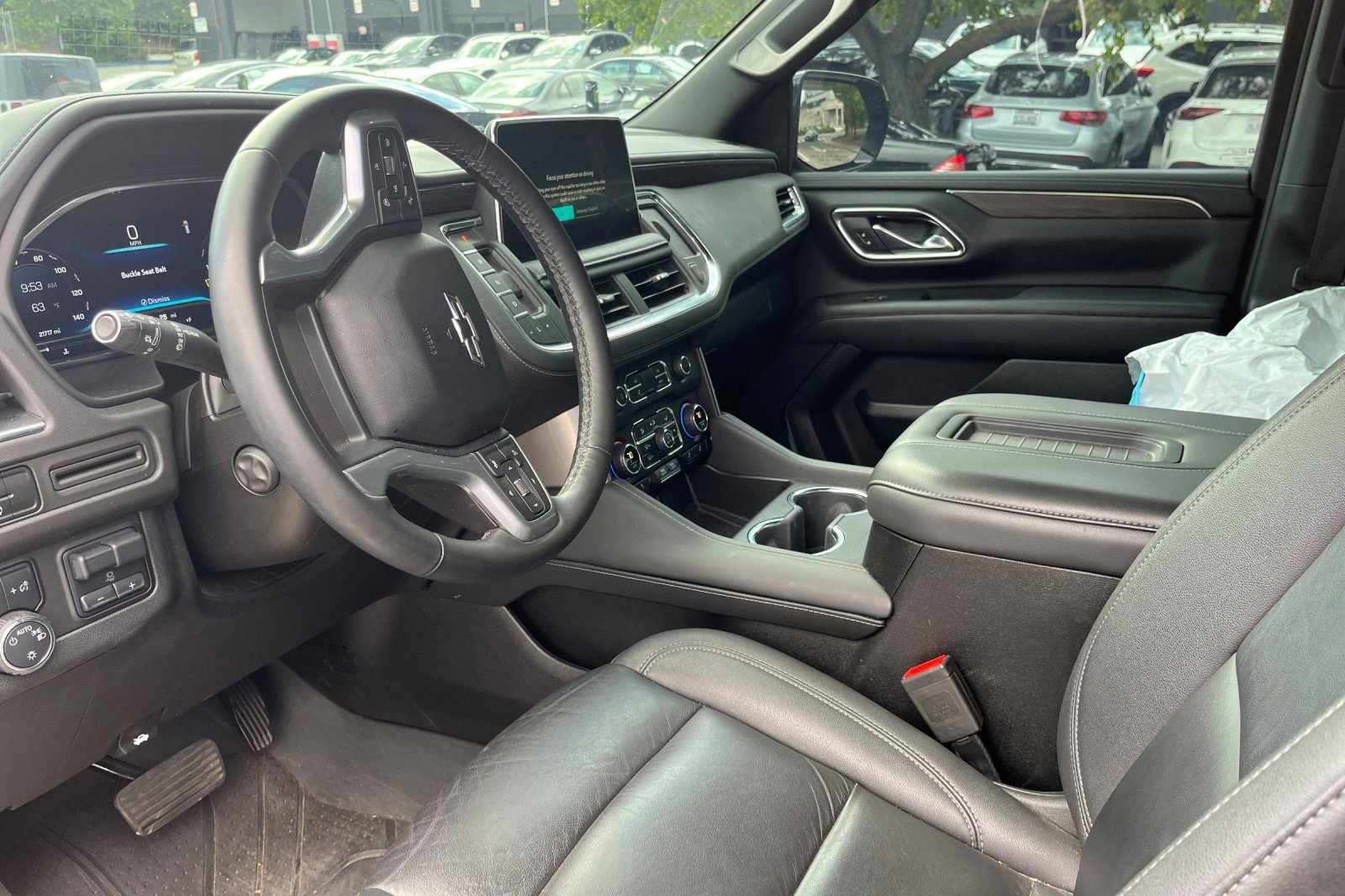 2023 Chevrolet Tahoe 4WD 4dr Z71 photo 3