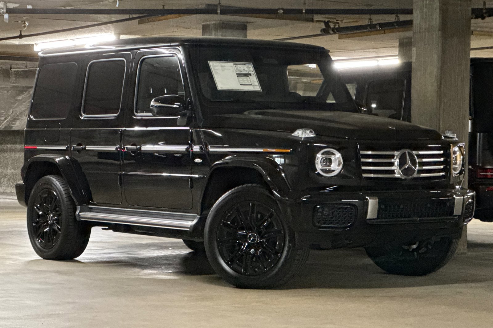 2025 Mercedes Benz G photo 2