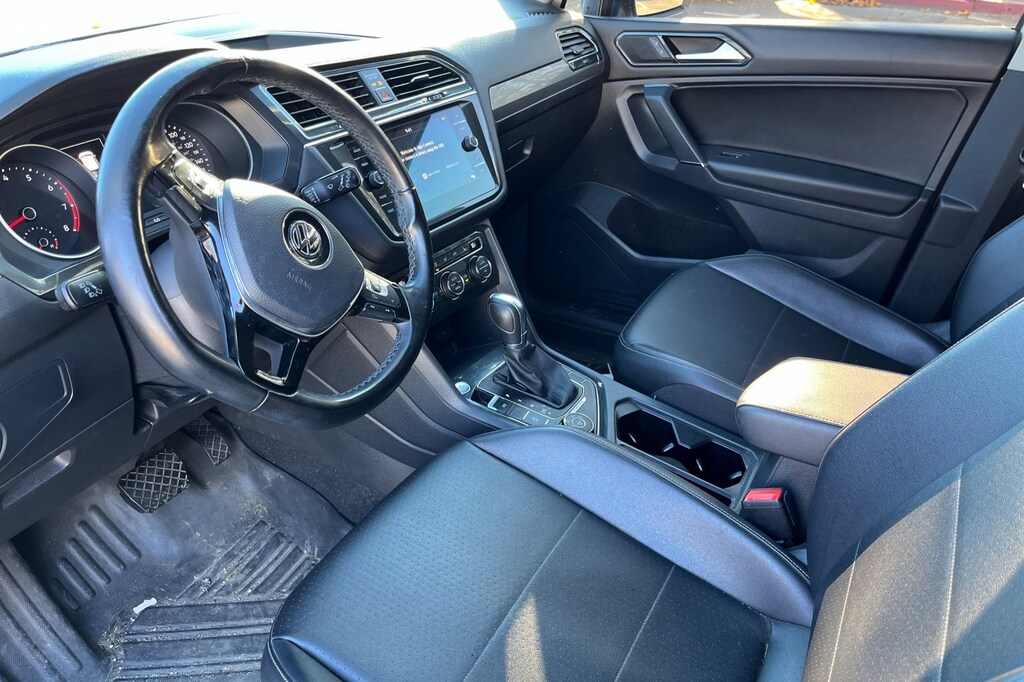 Used 2018 Volkswagen Tiguan 2.0T SE 4MOTION SUV