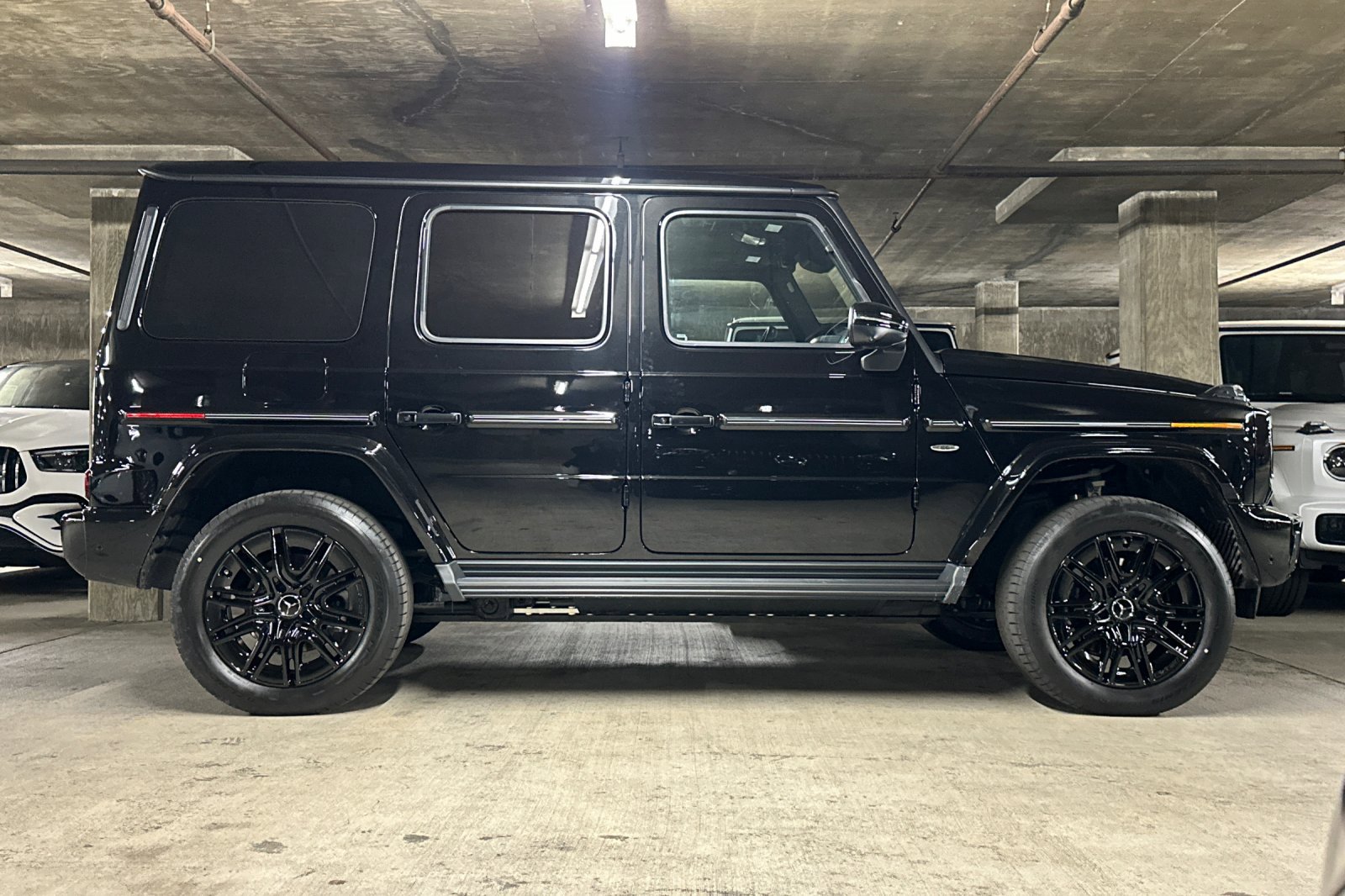 2025 Mercedes Benz G photo 2
