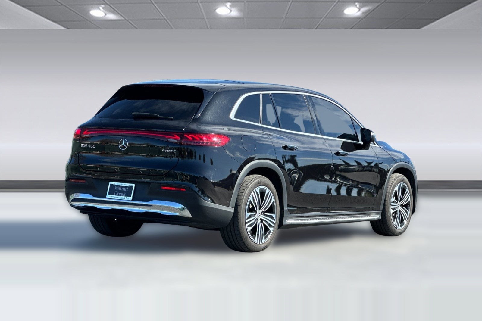 2023 Mercedes-Benz EQS 450 4MATIC SUV photo 3