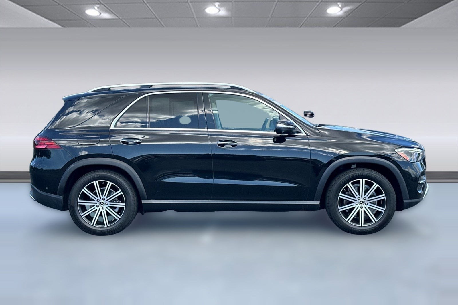 2024 Mercedes-Benz GLE 350 4MATIC SUV photo 3
