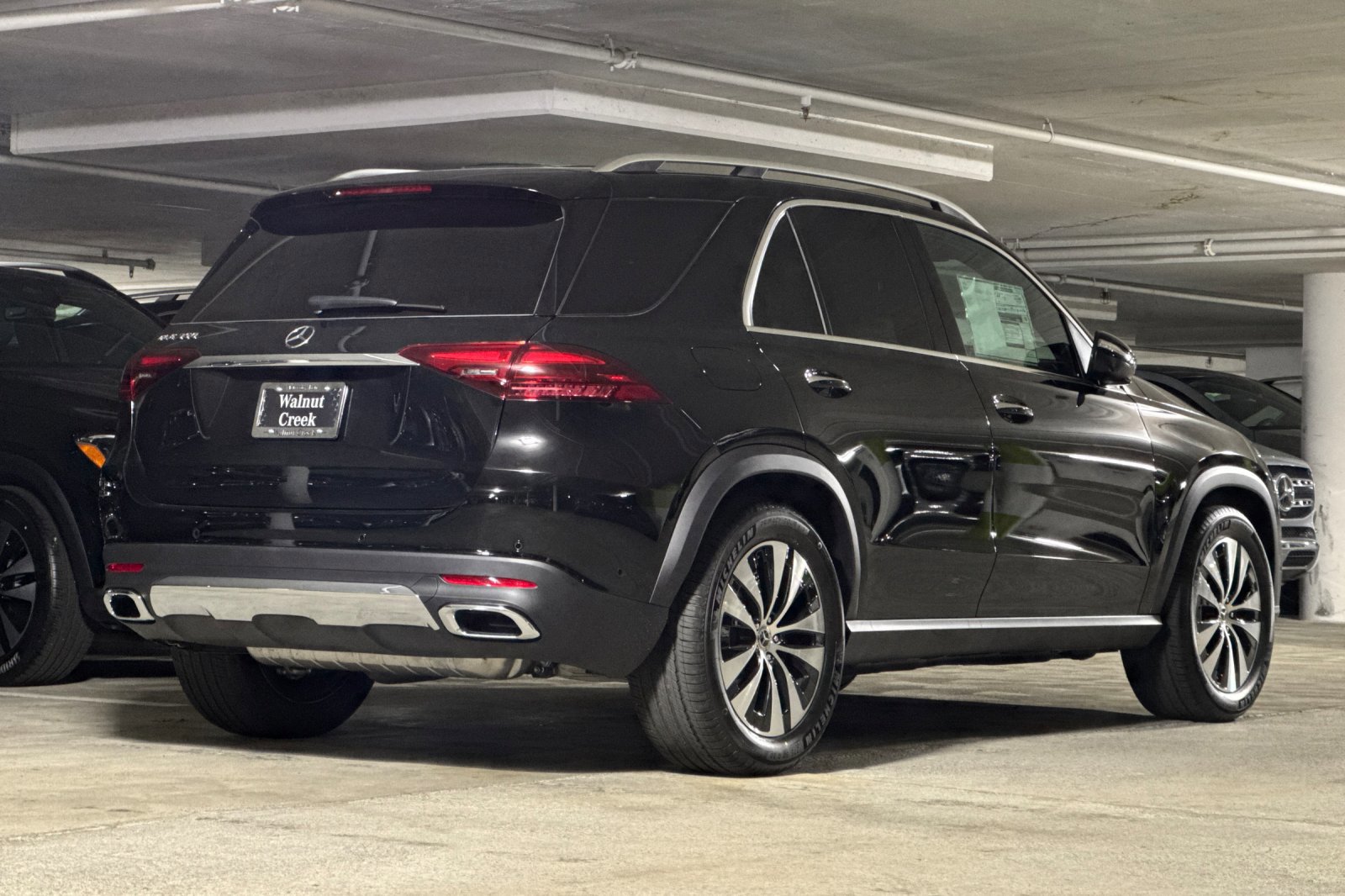 2025 Mercedes Benz GLE 350 photo 3