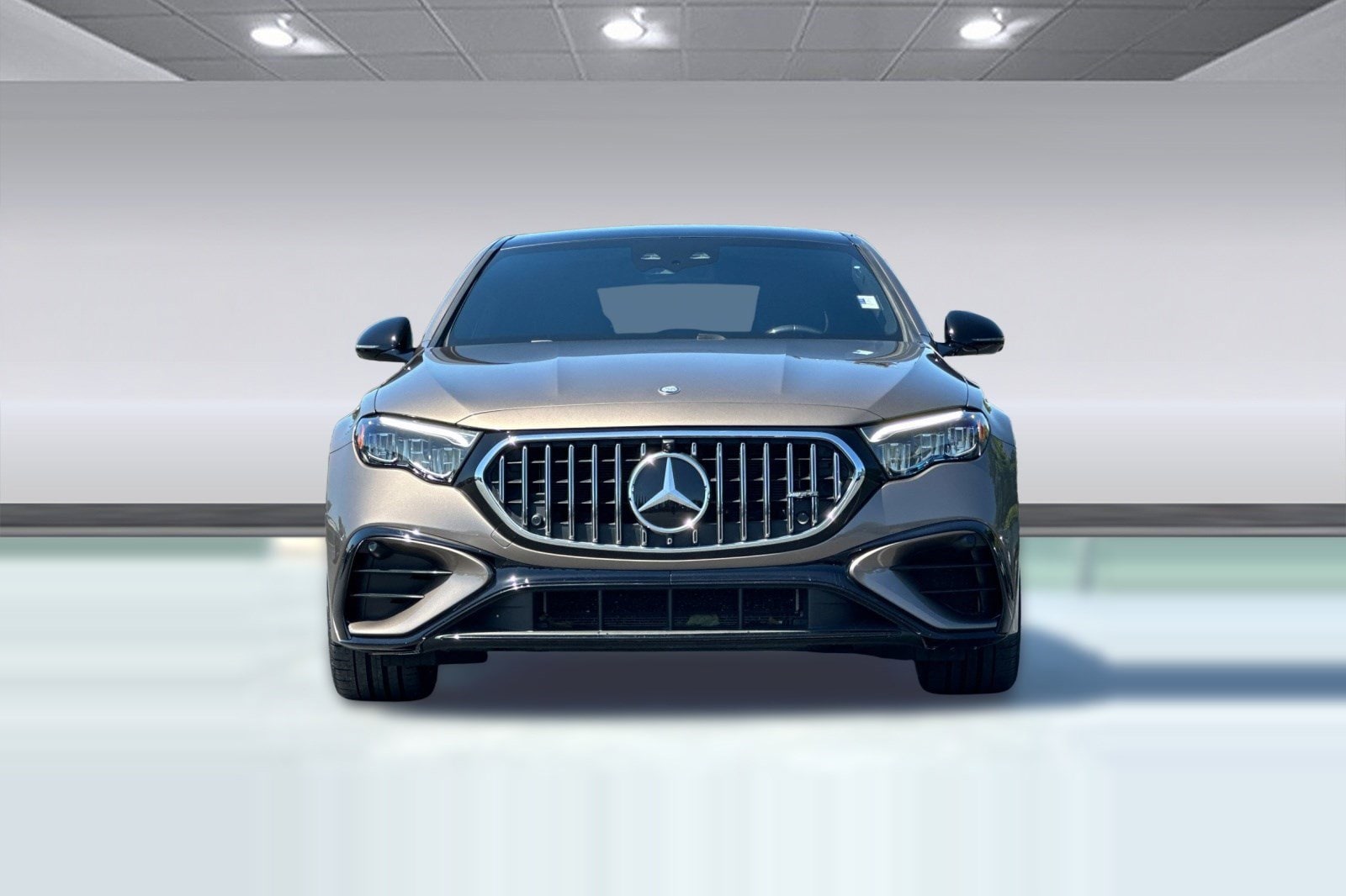 2025 Mercedes-Benz E-Class Coupe photo 4
