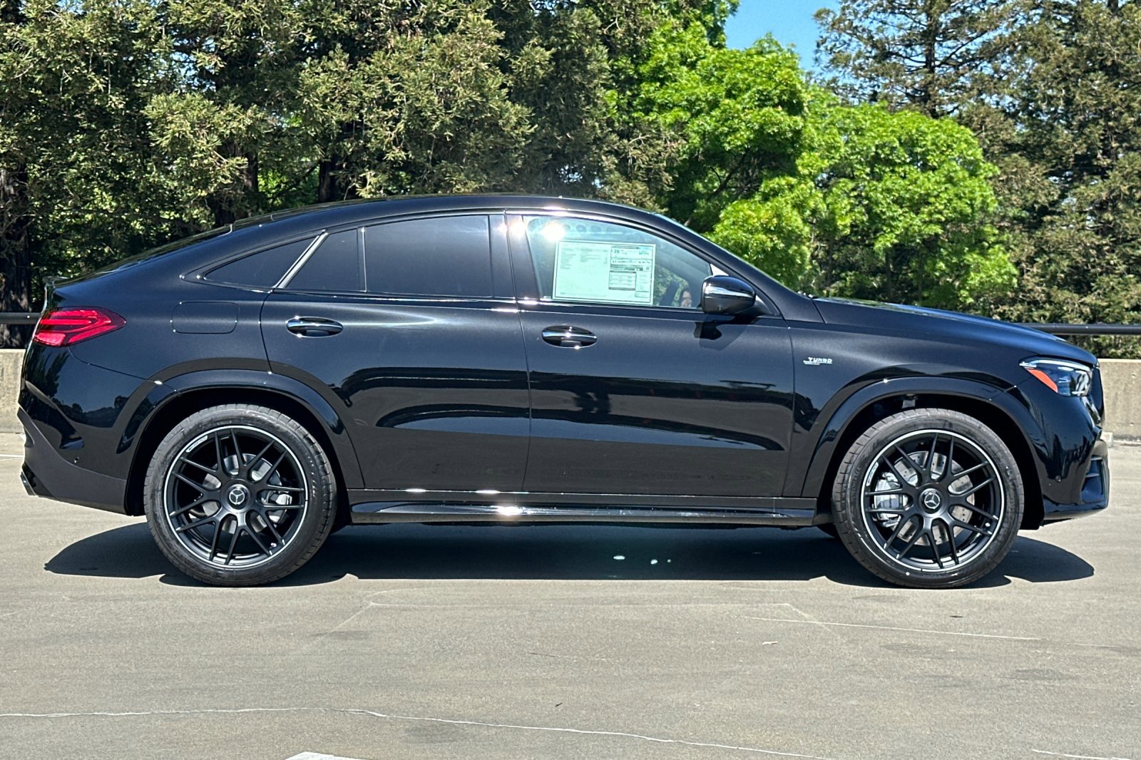 2025 Mercedes Benz GLE AMG 53 photo 2