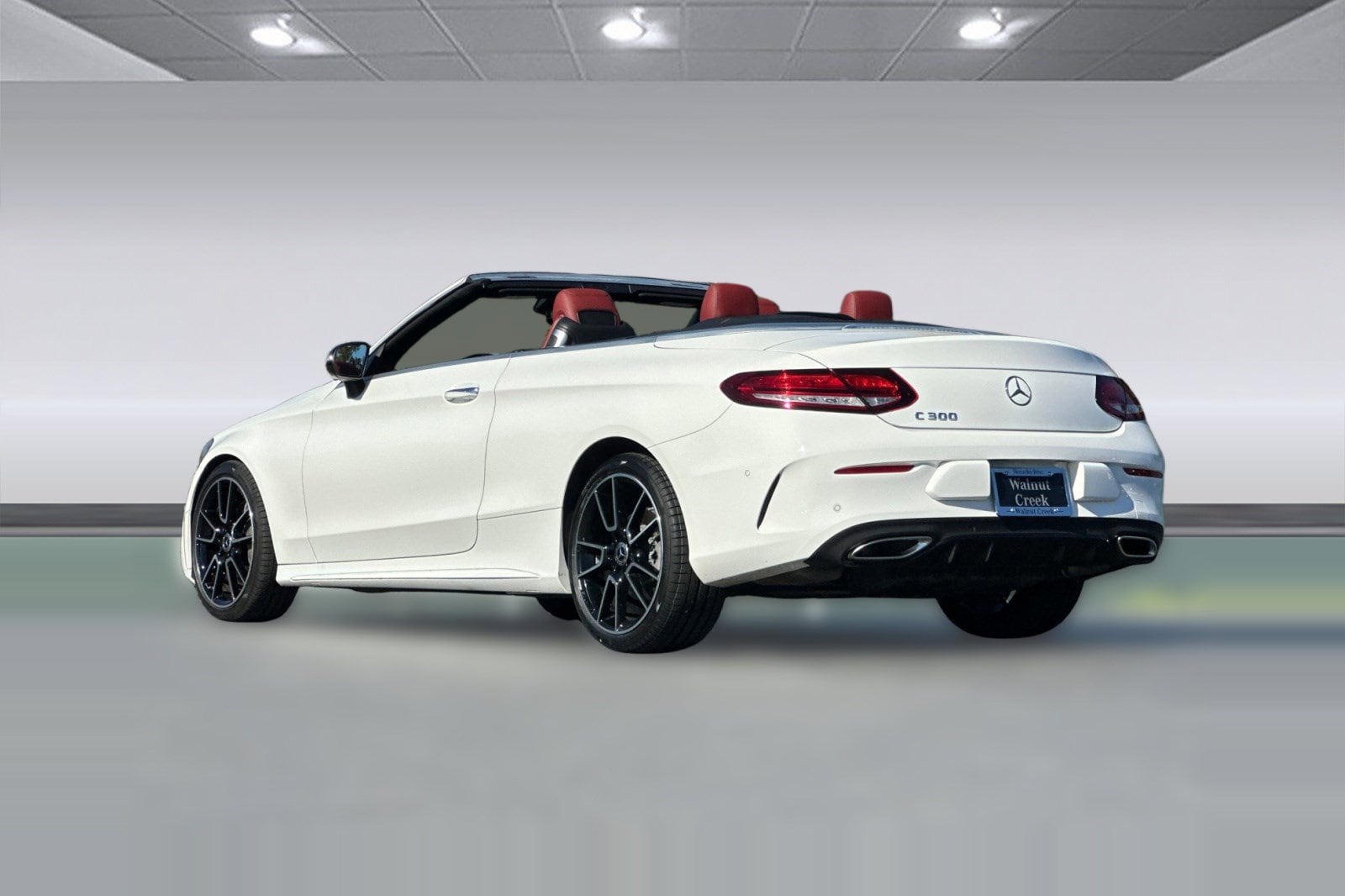 2022 Mercedes-Benz C-Class Coupe photo 2