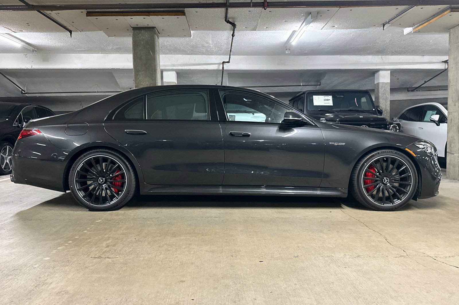 2025 Mercedes Benz S AMG 63 photo 2
