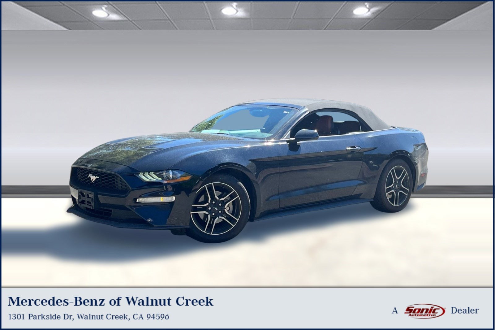 2019 Ford Mustang EcoBoost Convertible's photo