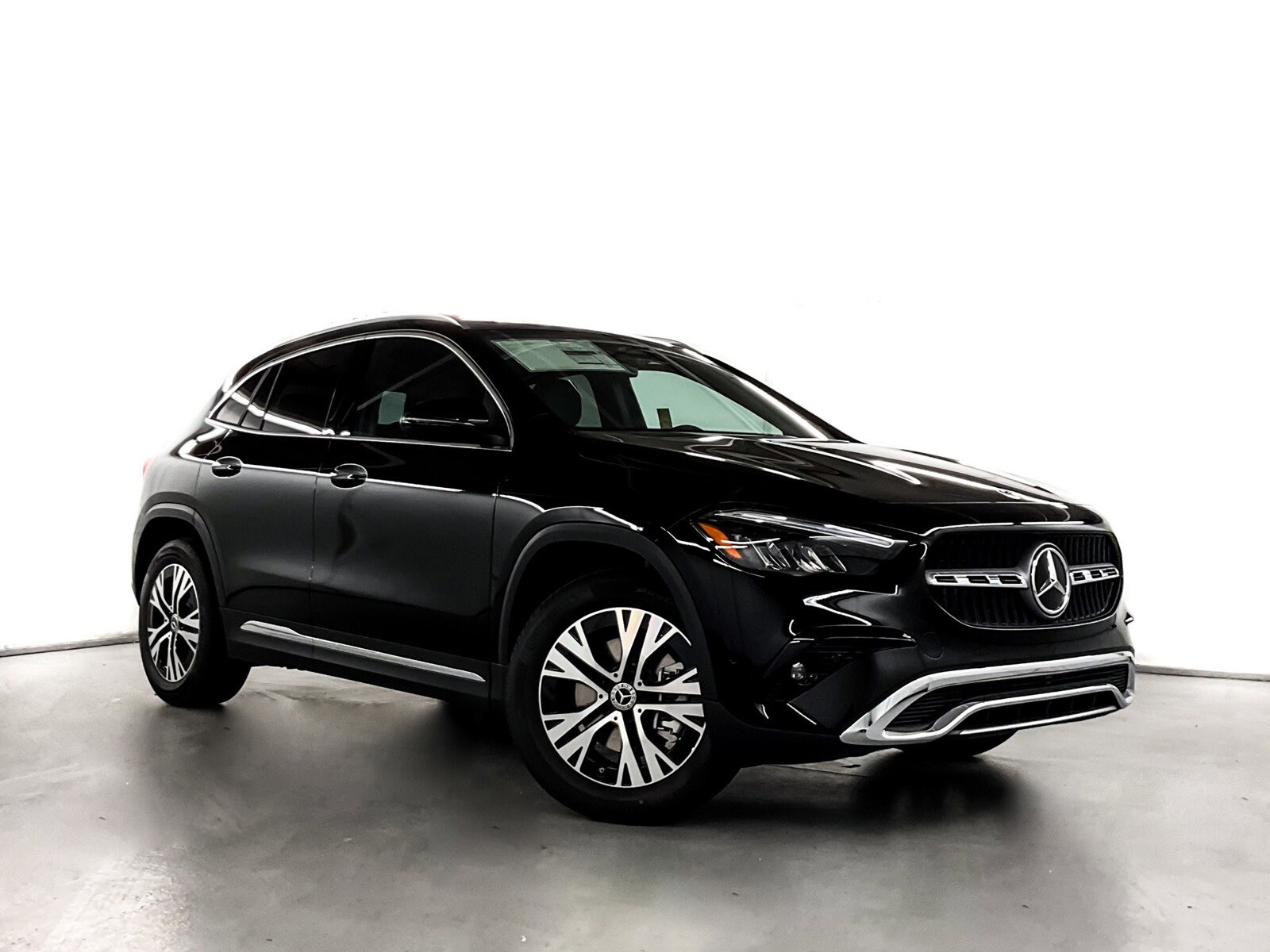 2025 Mercedes Benz GLA 250 photo 2