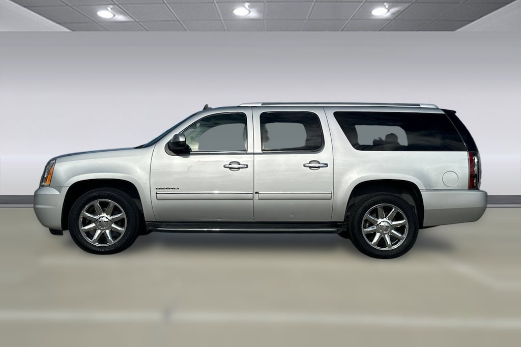 Used 2014 GMC Yukon XL AWD 4dr Denali SUV