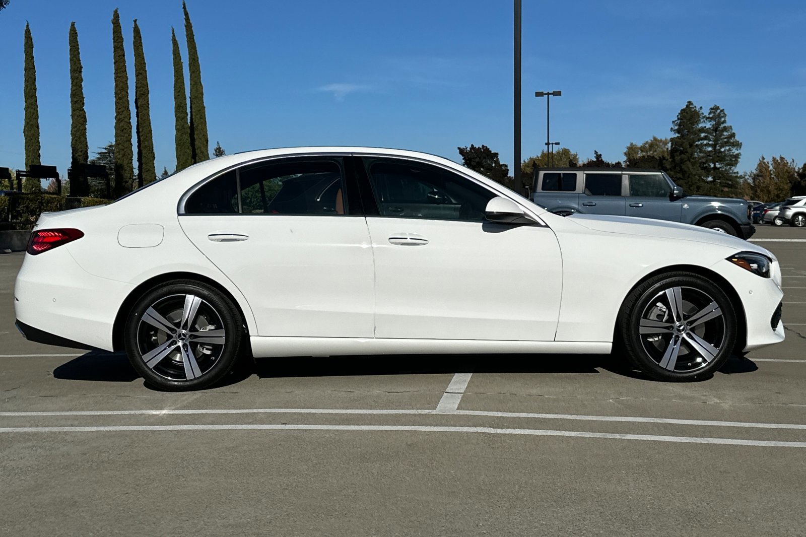2025 Mercedes Benz C 300 4MATIC photo 2