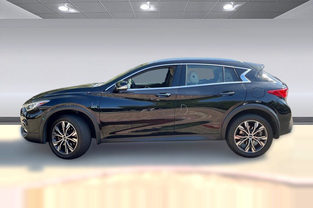 Used 2017 INFINITI QX30 Premium AWD *Ltd Avail* SUV