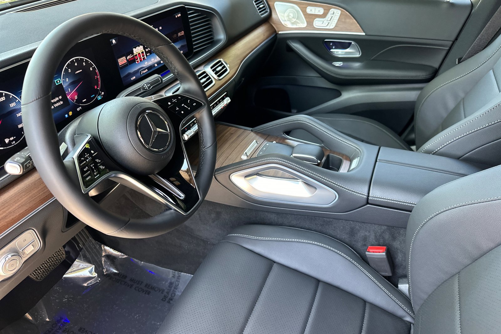 2026 Mercedes Benz GLE 350 4MATIC photo 4
